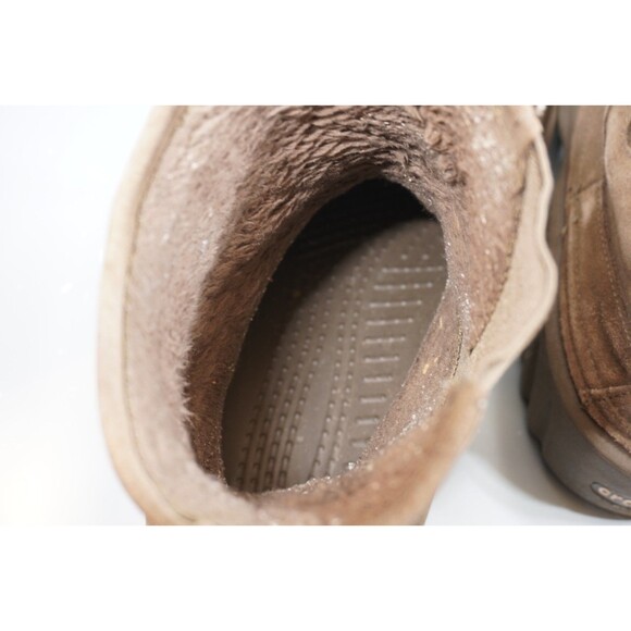 Crocs Boots Ambler Mens Sz 13 Suede Rugged Outdoor Waterproof Ankle Boot Rare